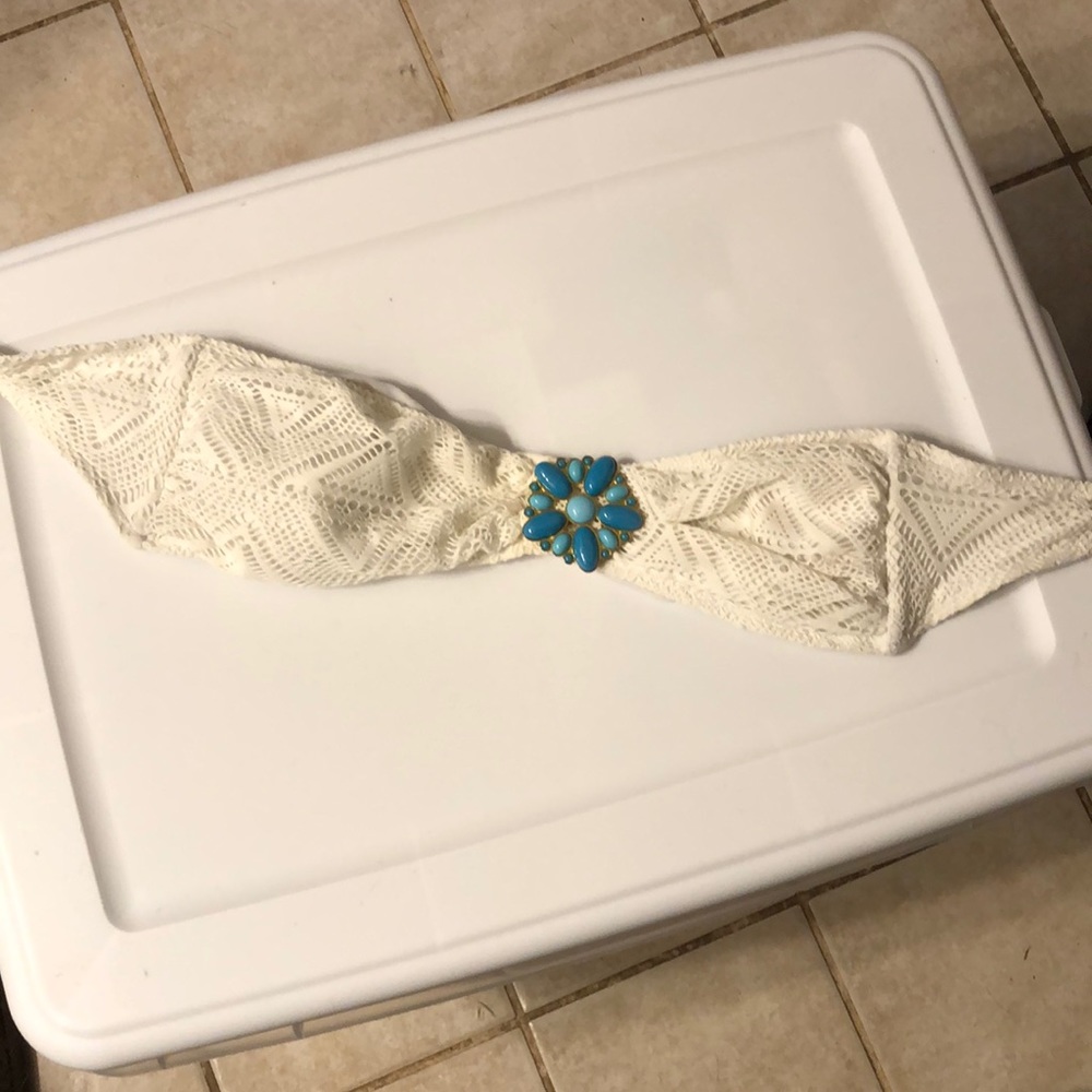 Size XL strapless bikini top